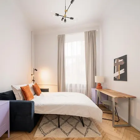 Sauna - 3 Separate Brs - Foosball - Old Town - By Innorental Апартаменти Рига