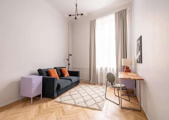 Sauna - 3 Separate Brs - Foosball - Old Town - By Innorental *