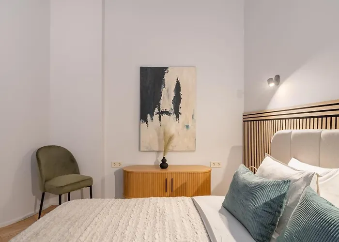 Apartment Sauna - 3 Separate Brs - Foosball - Old Town - By Innorental